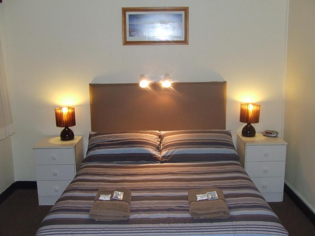 Aquarius Motel Belmont Room photo
